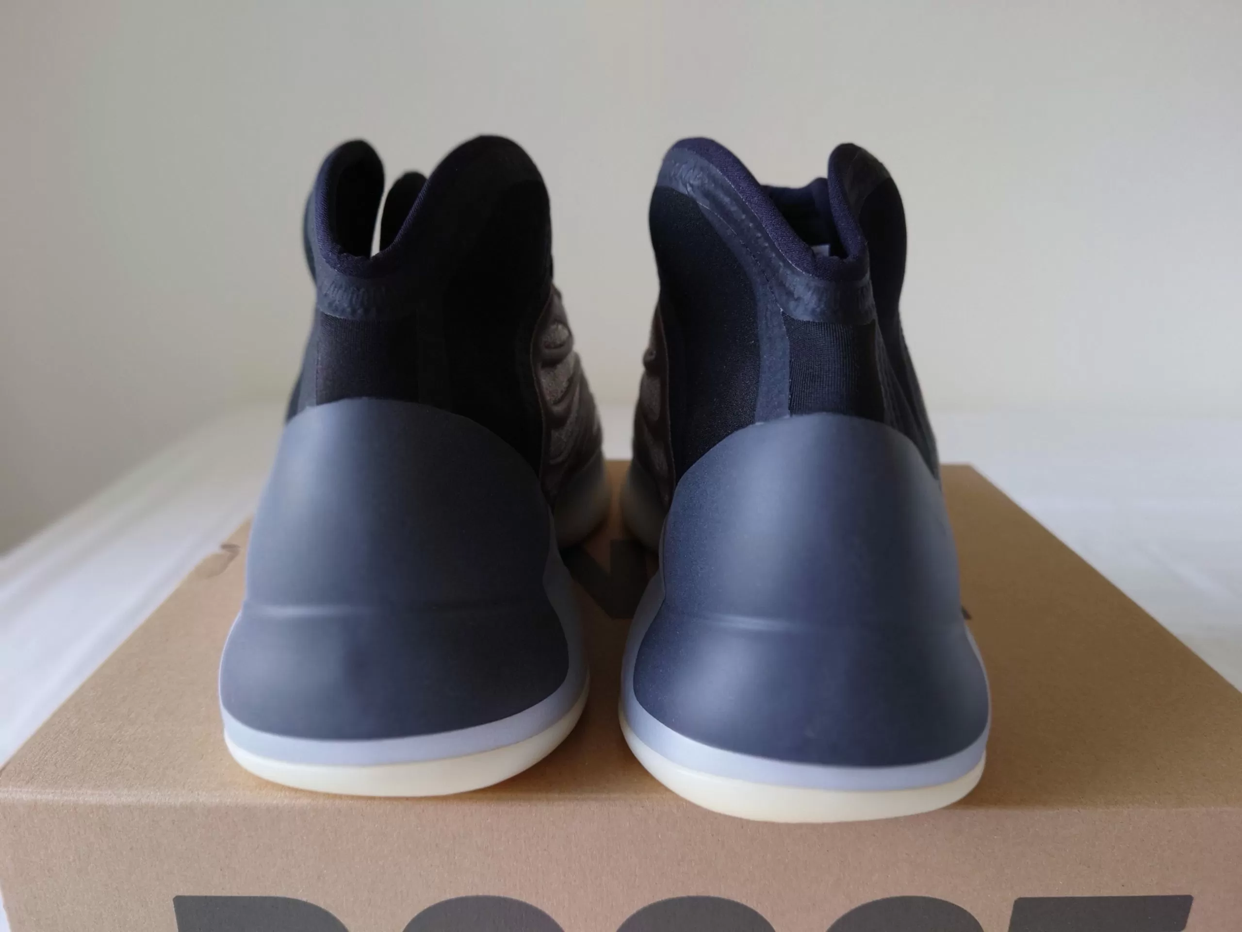 Yeezy Quantum BARIUM